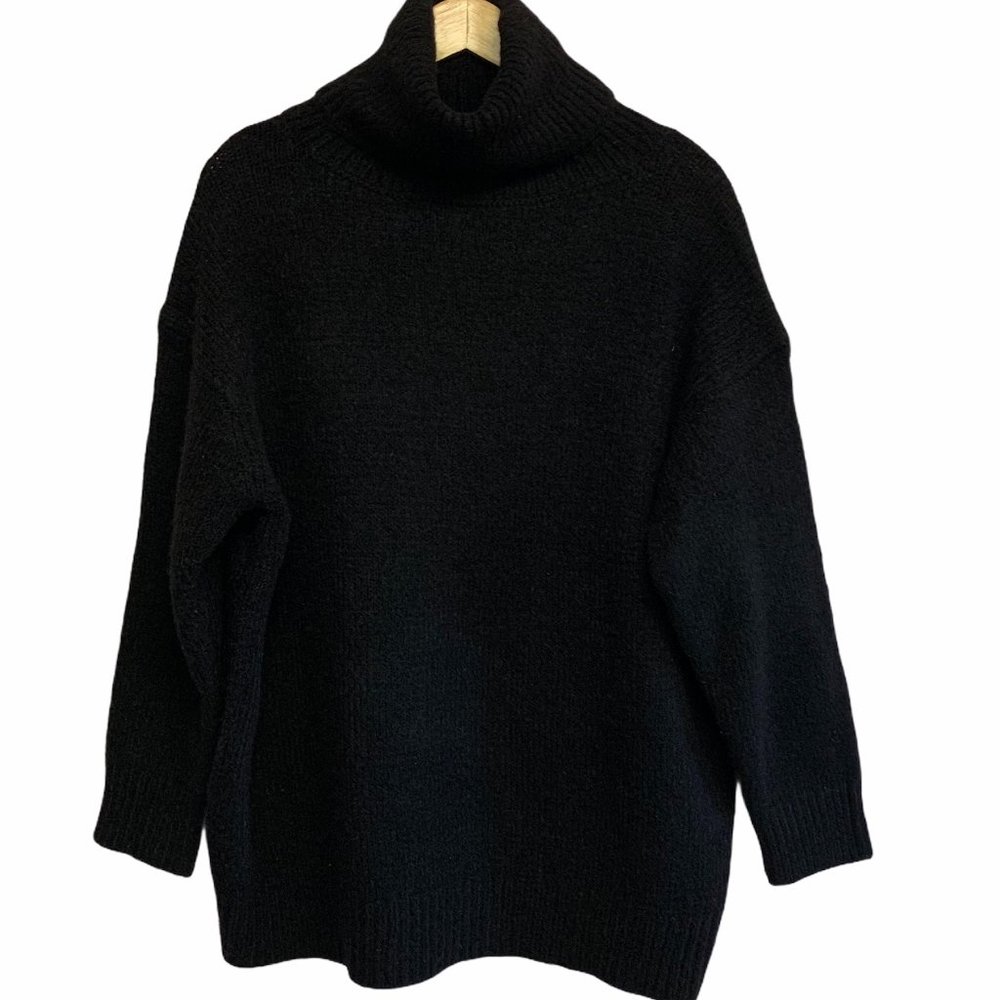 ZARA Chunky Oversized Turtleneck Knit Sweater